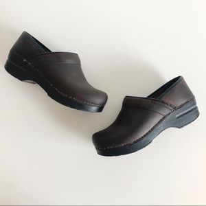 Dansko Brown Leather Clogs Size 7 US | 37 Euro
